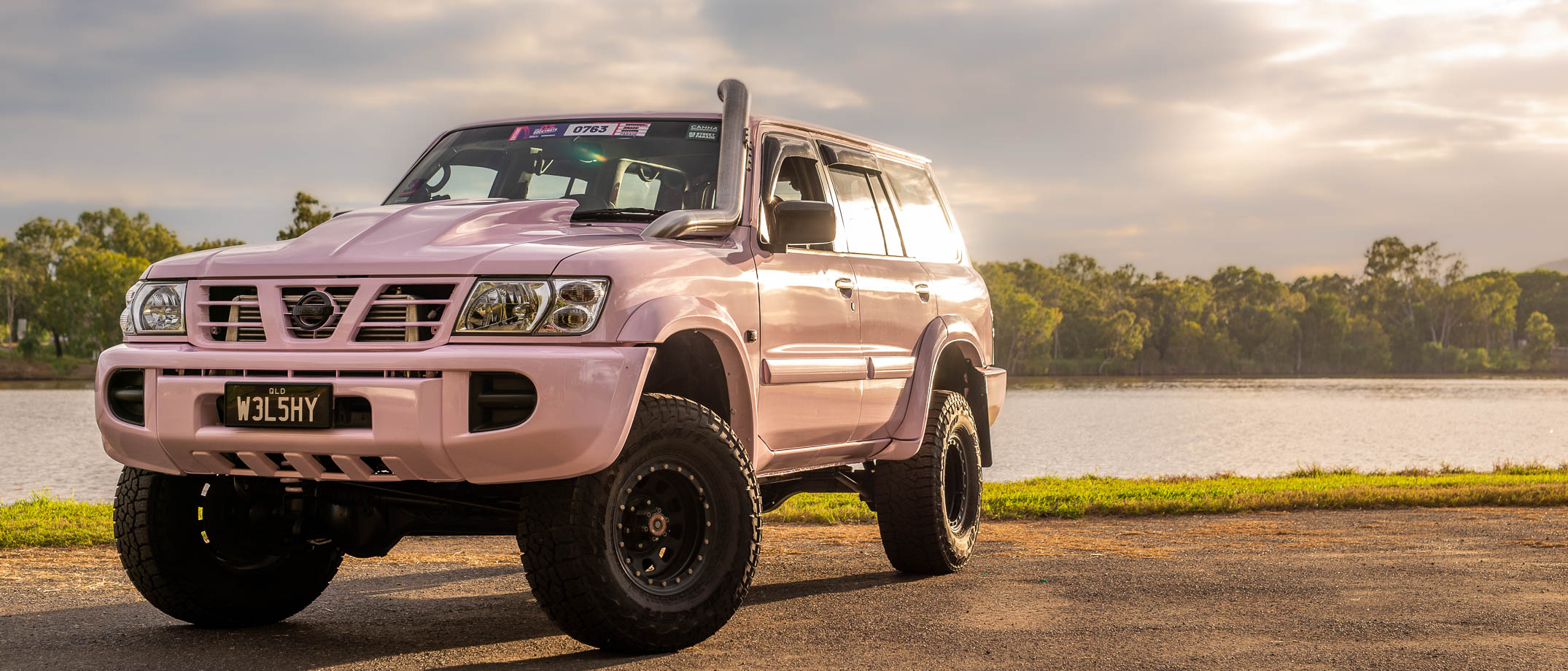 4 Wheel Drive on Fitzroy River at Ski Gardens - W3L4HY - Rockynats